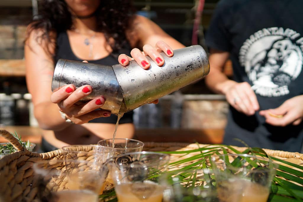 Llegará a Durango el Festival de destilados de mezcal de EU