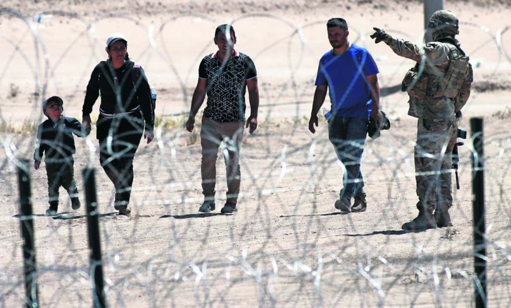 Gobierno de Biden propone negar asilo a migrantes que 'amenacen la seguridad'