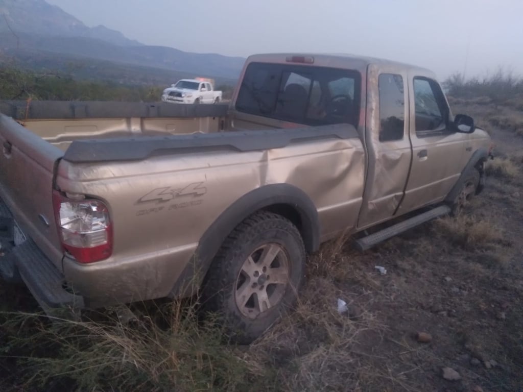 Percance. Un hombre de 63 años de edad murió en la carretera Durango-Mezquital después de perder el control de su camioneta y sobreviniera la volcadura.