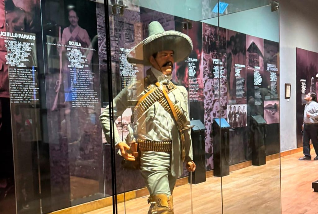 El detrás de la figura hiperrealista de Pancho Villa en Durango