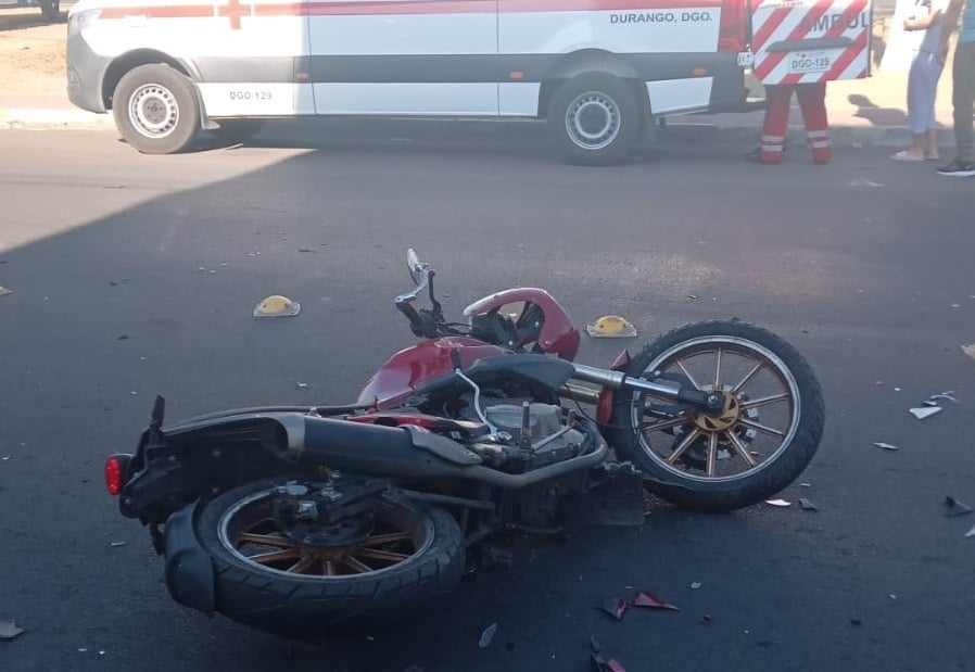 Motociclista resulta lesionado en accidente por la Zona Centro