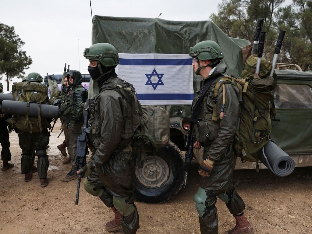 Israel continua con ataques en la Franca de Gaza, pese a dictamen de la CIJ