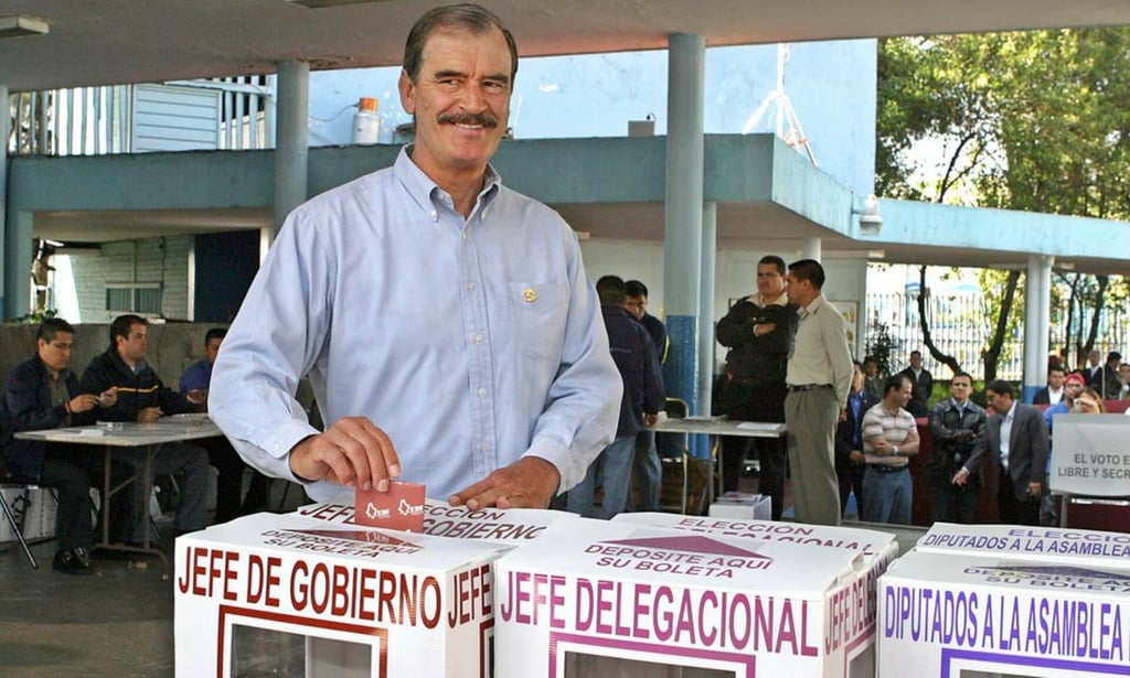 Vicente Fox llama a ‘clase medieros’ a votar en plena veda electoral