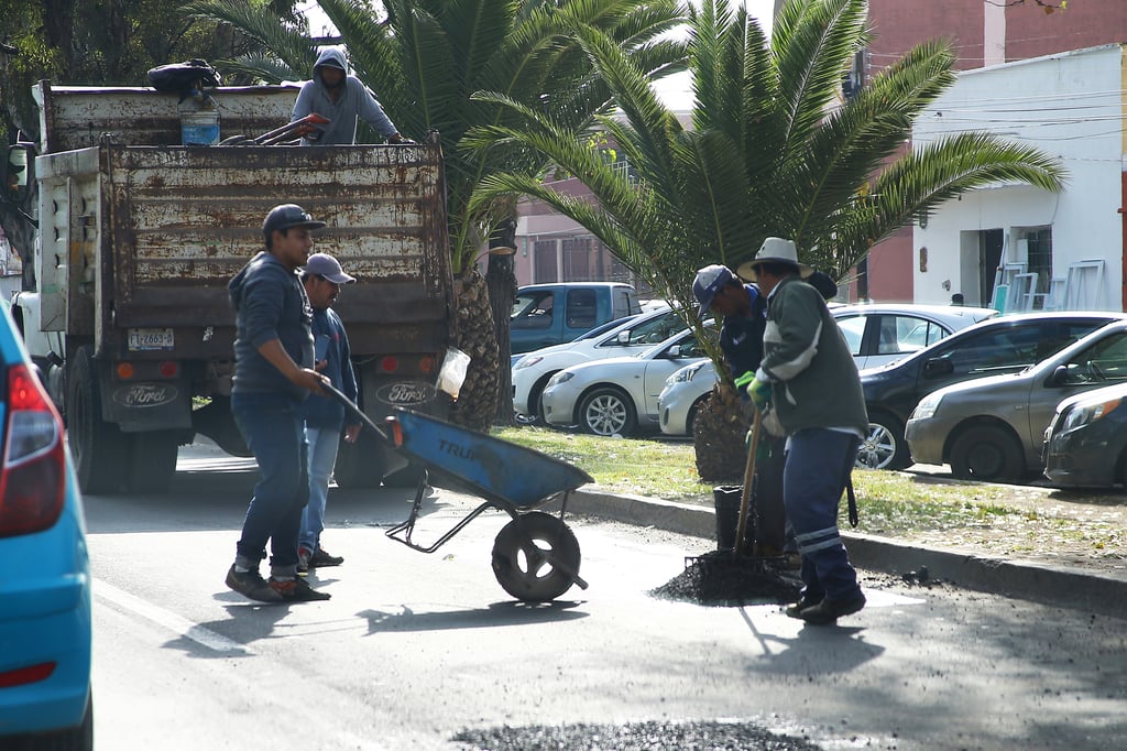 Baches, sobre todo en colonias y fraccionamientos: CMIC
