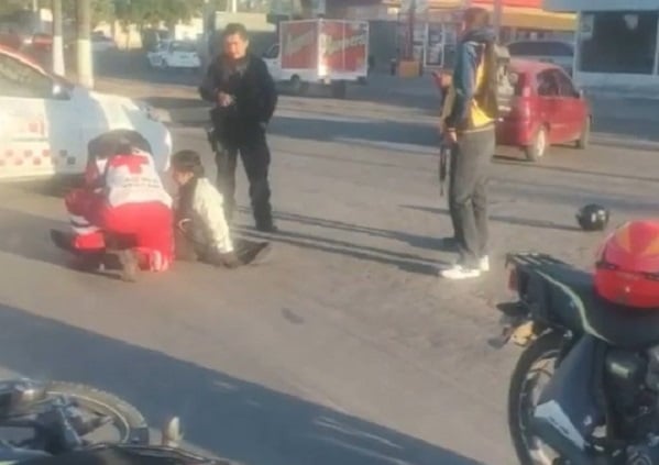 Choque entre dos motociclistas deja un lesionado