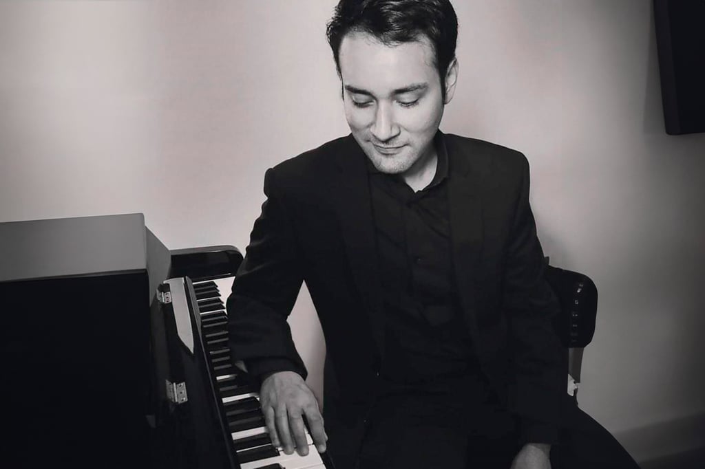 Pianista Martín Alcocer dará concierto en Durango