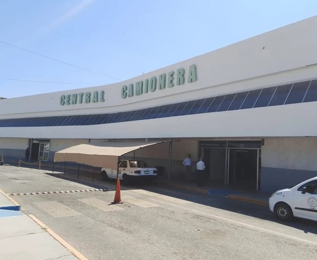 Labor.  Una mujer que estaba en tránsito a la Ciudad de México dio a luz en la Central Camionera de Gómez Palacio.
