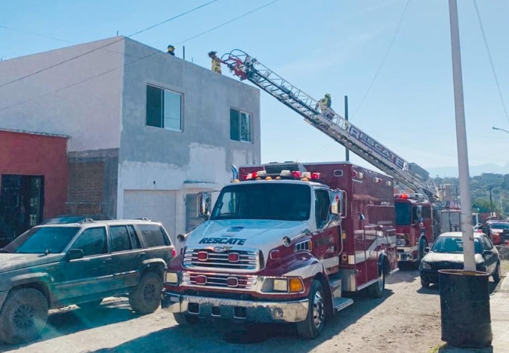 Hombre sufre descarga eléctrica en Santiago Papasquiaro