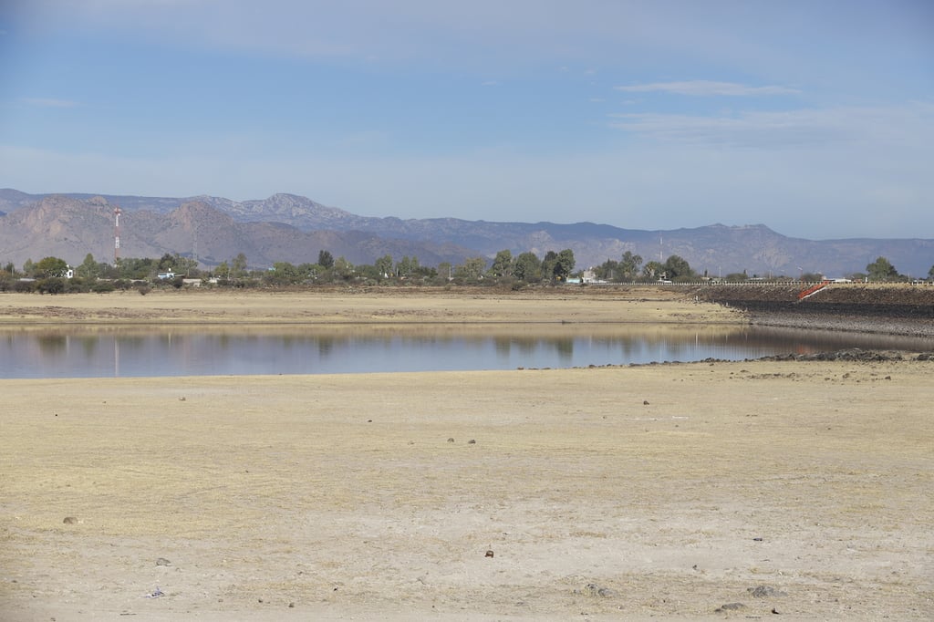 Situación. La presa Peña del Águila está casi seca; apenas tiene el 10 por ciento de almacenamiento. Así culminó la temporada de secas o sequía y se espera que a partir de ahora empiece el llenado.
