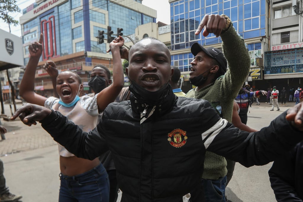 Personas vuelven a las calles para protestar contra gobierno de Kenia