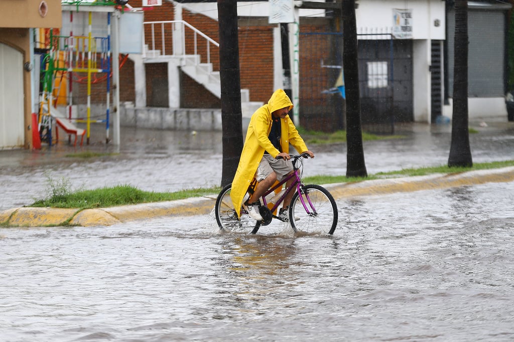 Falta estrategia para evitar inundaciones en Durango, señalan