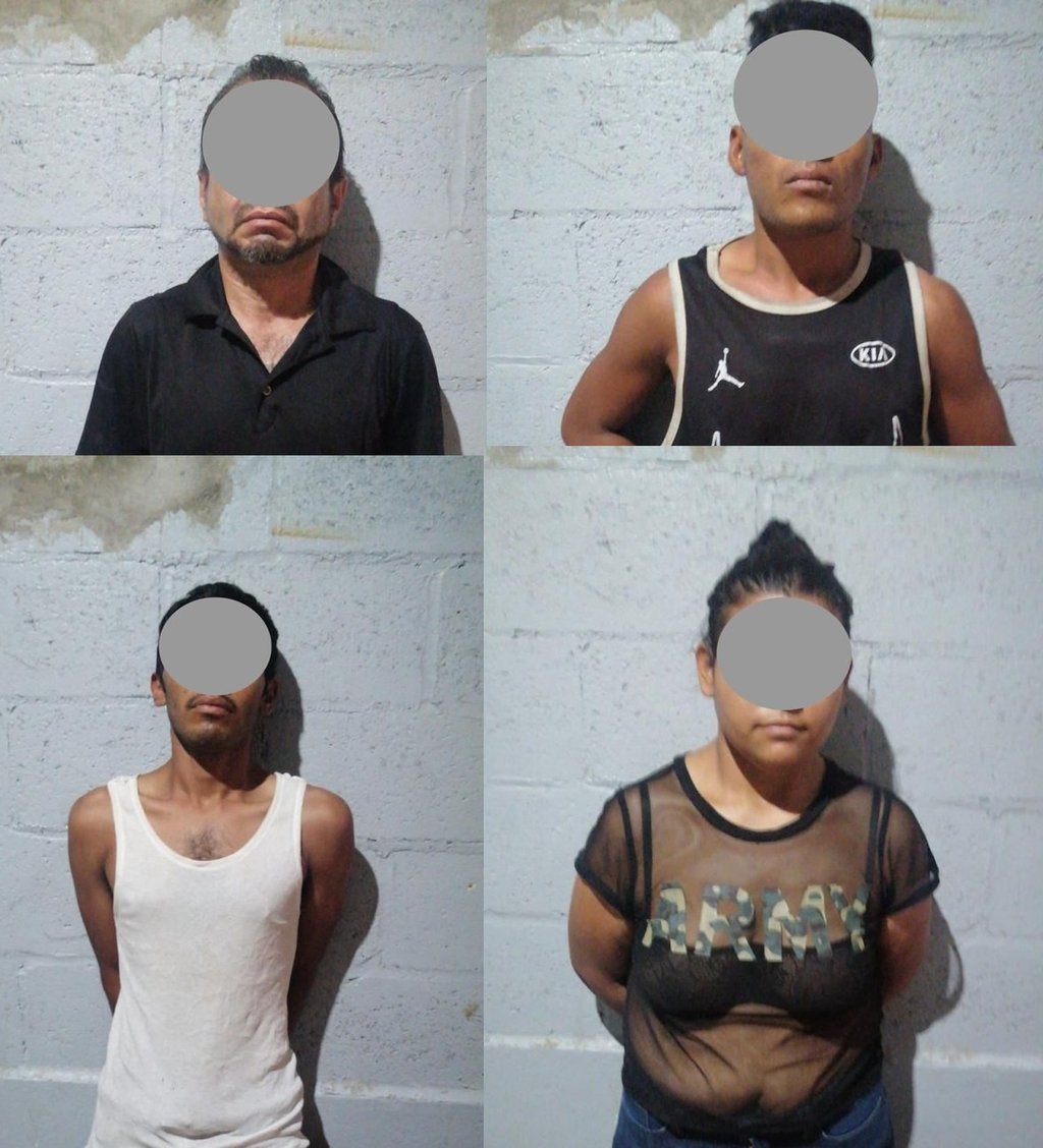 Acción. Fueron asegurados por estatales cuatro presuntos narcomenudistas con 'cristal', tres hombres y una mujer, en Gómez.