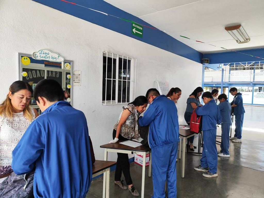 Programa. En la Secundaria Técnica 62 se realizó con éxito el protocolo 'Mochila Segura'.