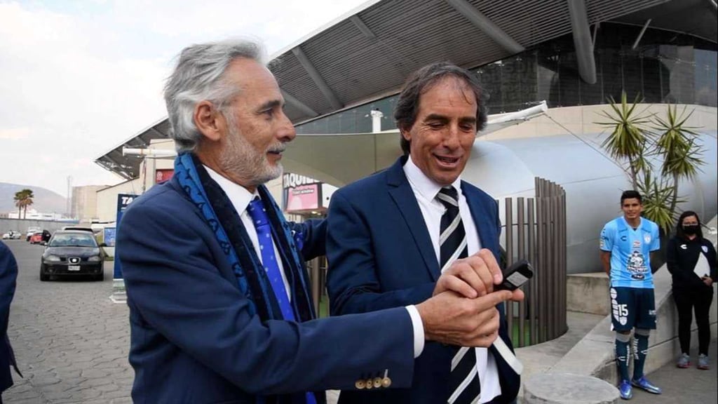 Respaldo.  El dueño del Grupo Pachuca, Jesús Martínez respalda a Jaime Lozano como técnico de la Selección Mexicana