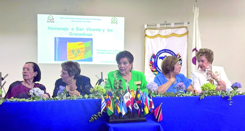 Reconocimiento. En esta reunión también se reconoció a María Teresa Gándara de Rodríguez, quien expuso su gran trayectoria a nivel nacional. 