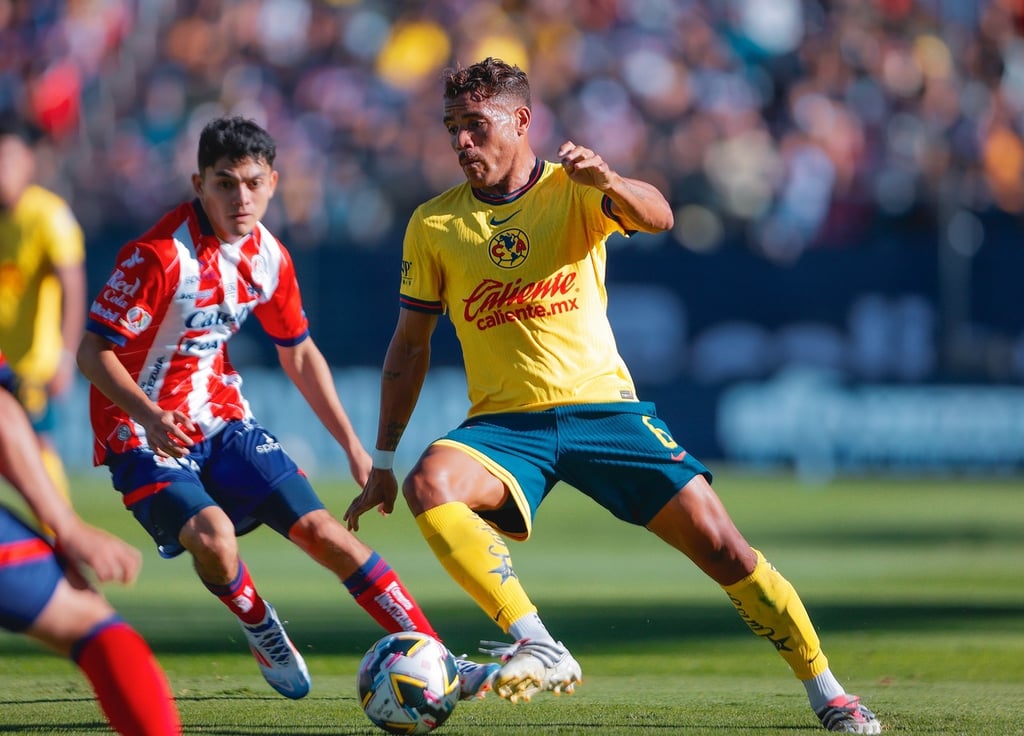 Triunfo. Atlético San Luis inició el Apertura 202 con el pie derecho y abollando la corona de las Águilas del América al derrotarlo 2-1 en un estadio Alfonso Lastras a reventar.