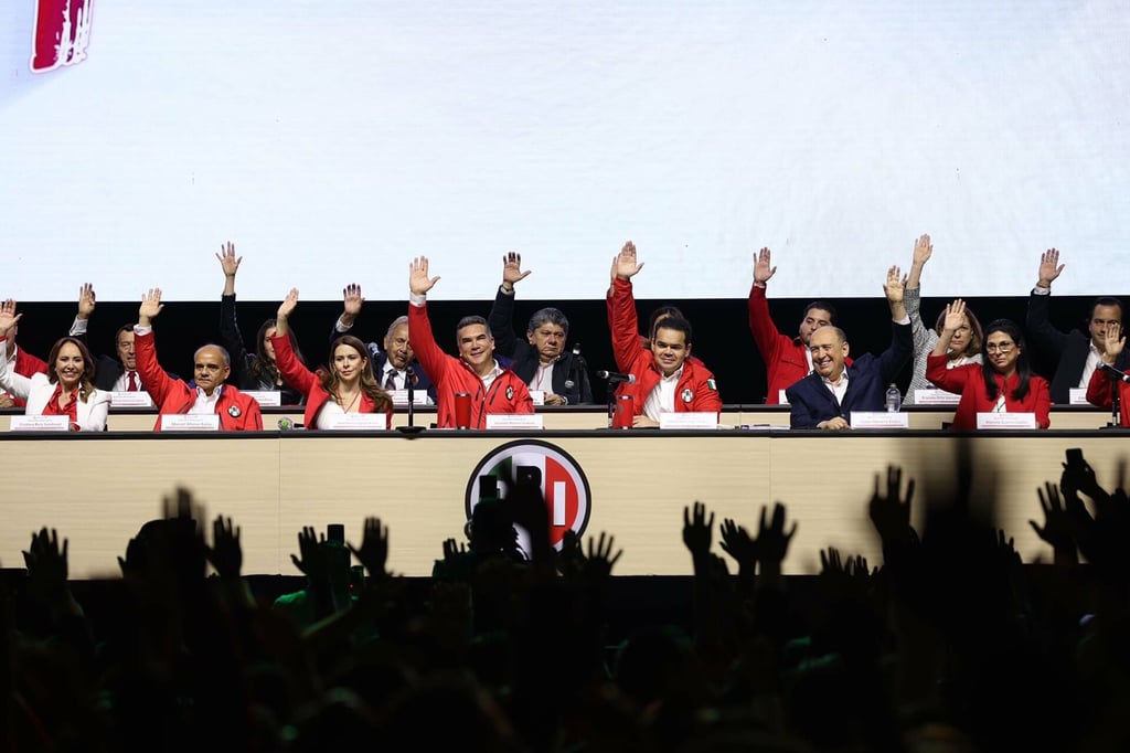 Aprueban militantes del PRI sacar al neoliberalismo de su declaración de principios