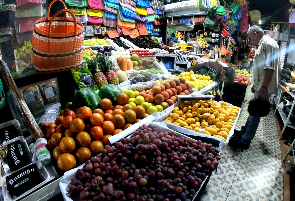 Por los cielos, el precio de frutas y verduras en Durango