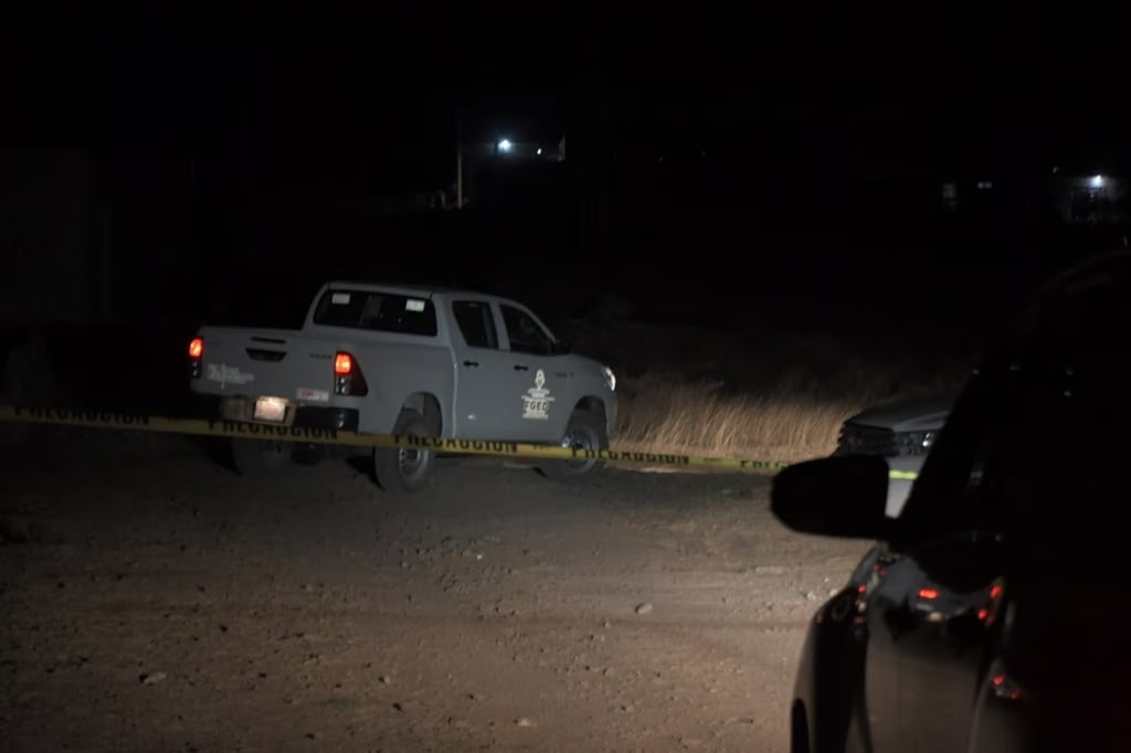 Luto. Un hombre fue encontrado sin vida en el camino que conduce de la colonia La Minerva a Ignacio López Rayón; investigan si fue atropellado.