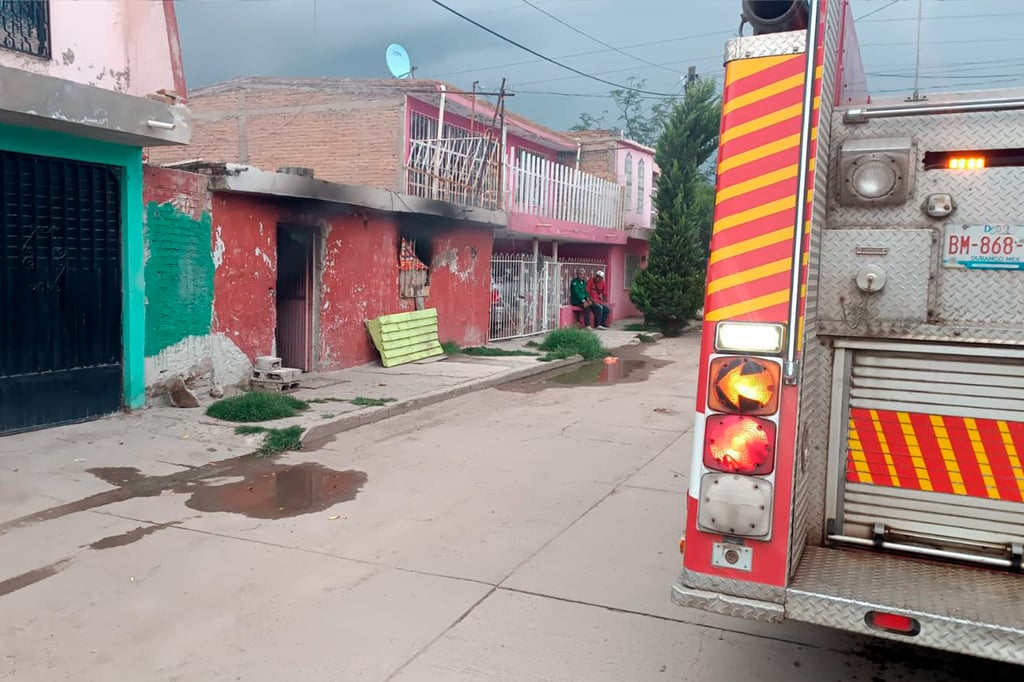 Se registra incendio en casa habitación en la colonia Emiliano Zapata
