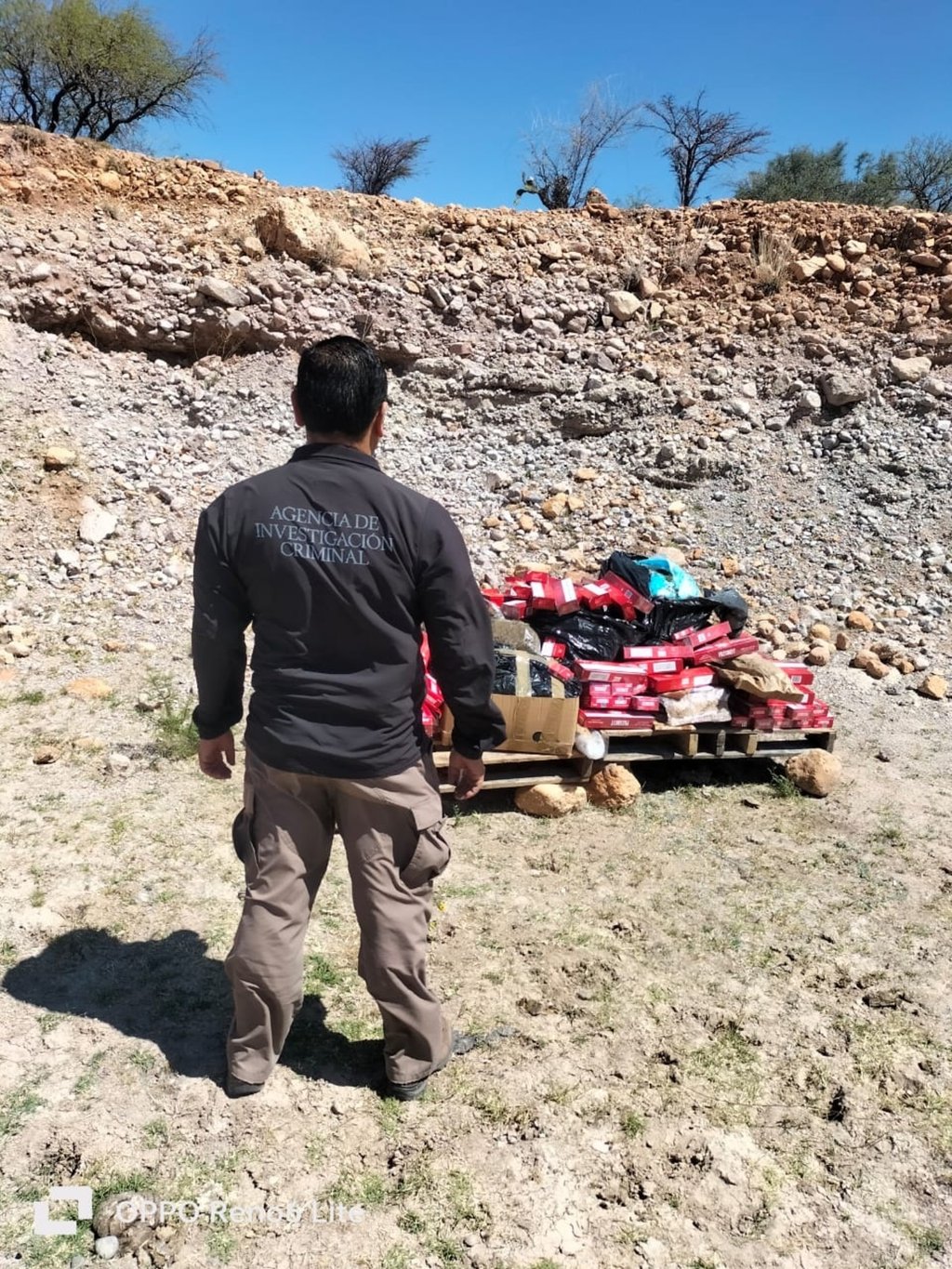 Hecho. En la Décima Zona Militar, la FGR incineró narcóticos y diversos artículos de delito.