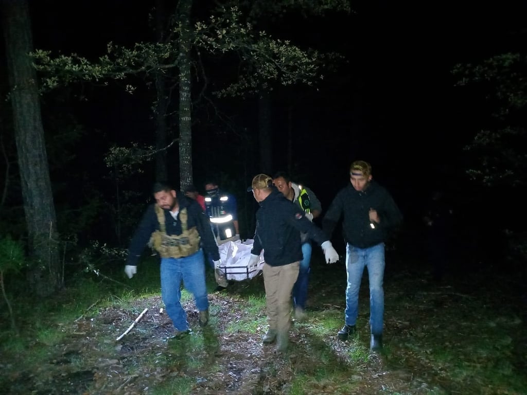 Lugar. Debajo de un árbol en Las Adjuntas, municipio de Pueblo Nuevo, fue encontrado el cuerpo de una persona sin vida.