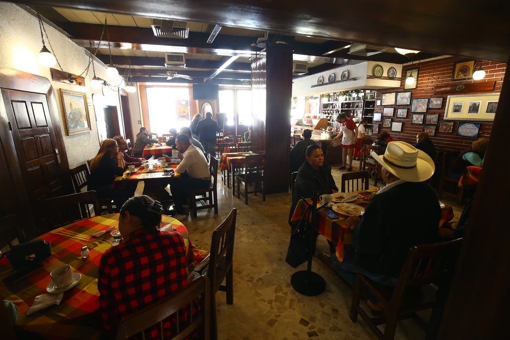 Sobreviven. Los negocios que más han durado son los tradicionales, ya que son los más visitados por los duranguenses y visitantes. 