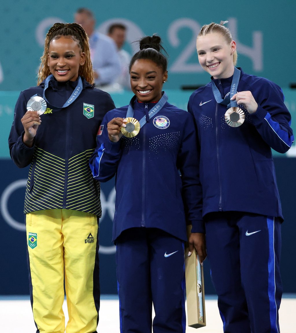 Estética. El equipo estadounidense de gimnasia artística es uno de los que ha puesto atención a su manicura con una decoración artística.