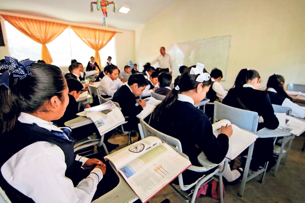 SEP: ¿Cuándo es el primer puente del ciclo 2024-2025, según el calendario escolar?