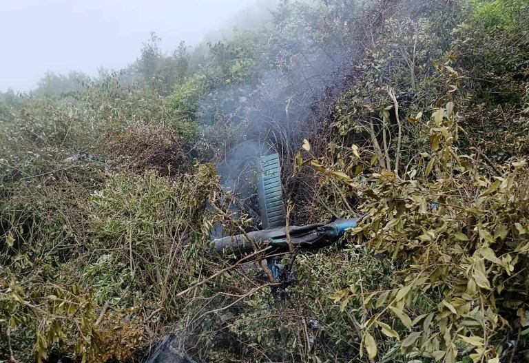 Accidente aéreo deja cinco personas sin vida en Nepal | VIDEO