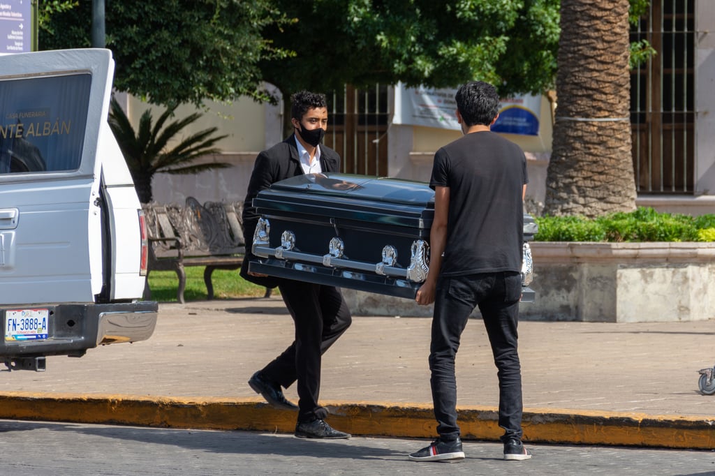 Bajaron 6.2% las defunciones registradas en México en 2023