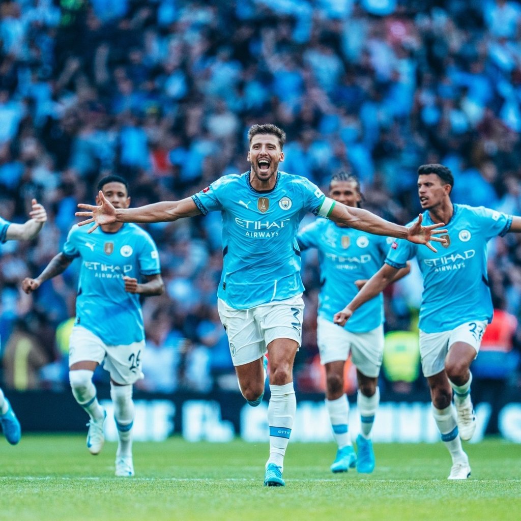 Dato. El conjunto dirigido por Pep Guardiola llega a la primera jornada como campeón de liga y de Community Shield.