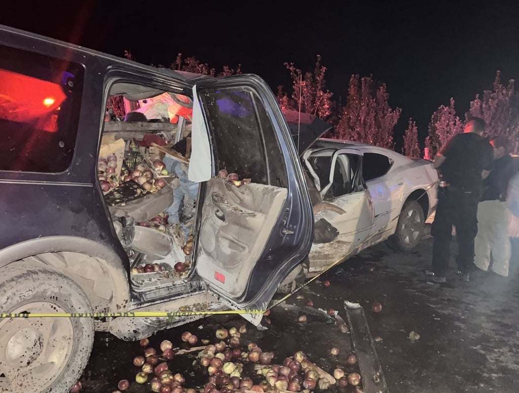 'Encontronazo' en carretera de Canatlán deja 8 muertos, preliminar