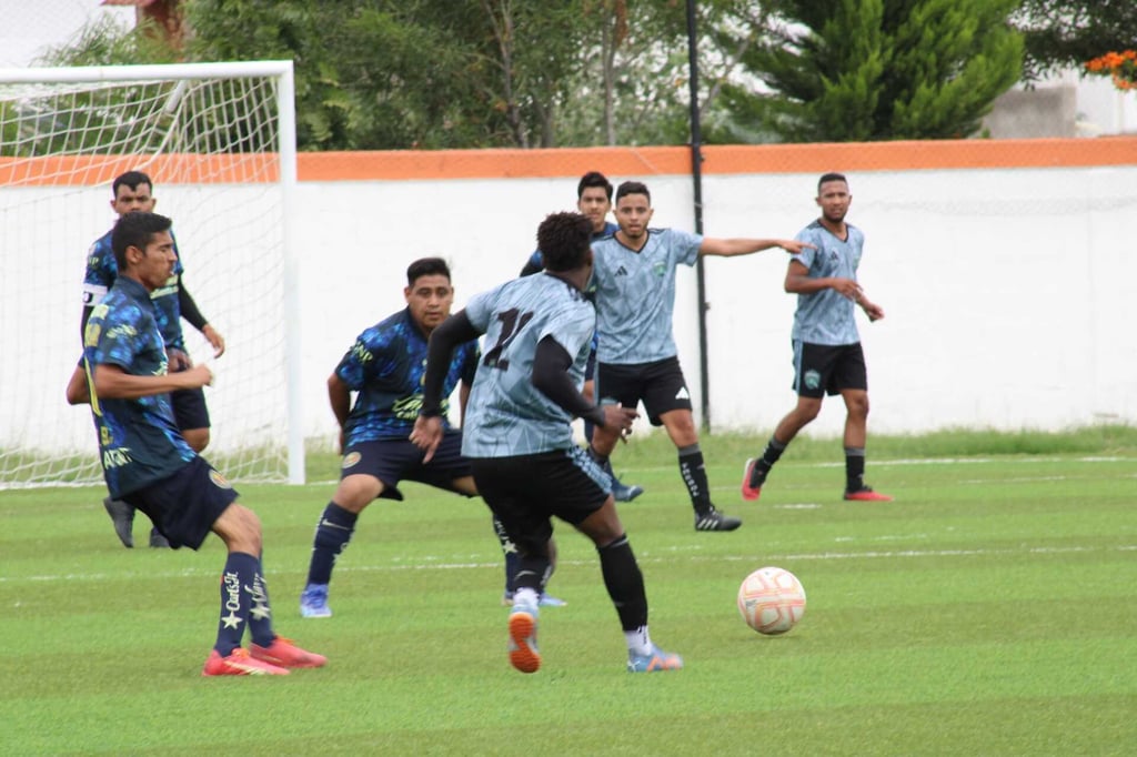 Trébol sigue goleando en la Benito