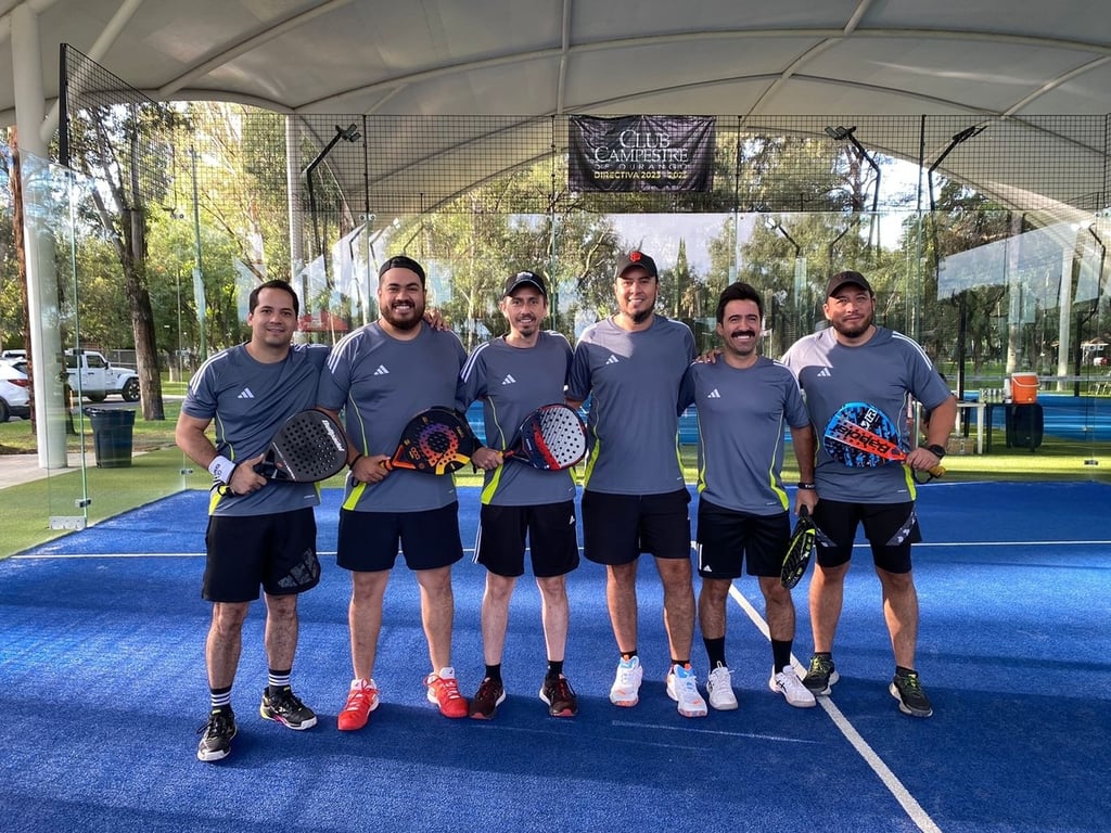 Triunfo. La pareja de Jorge Pérez Arellano y Antonio Sosa superó en tres sets a Miguel Castro y Manuel González.