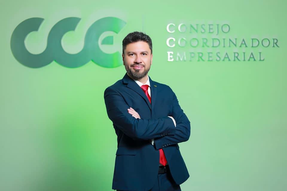 Tras ser atropellado, reportan estable al presidente del CCE