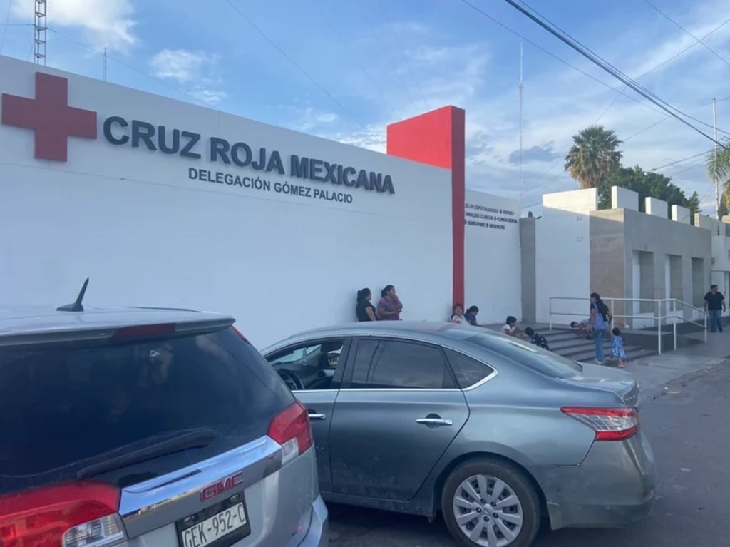 Cuidado.  En aumento pruebas para detectar dengue y hepatitis en la Cruz Roja Gómez Palacio.