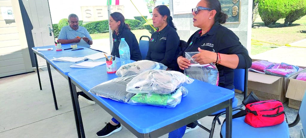 Cifra. El módulo instalado para el canje de uniformes está haciendo 200 cambios diarios en promedio.