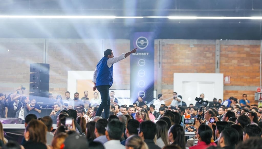 Mensaje. El alcalde Toño Ochoa dio la bienvenida al encuentro, demostrando el compromiso e importancia de la tecnología en su gobierno. 