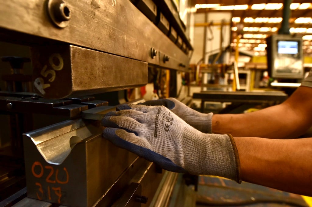 Trabajadores creen que mejorará la productividad con reducción de la jornada laboral