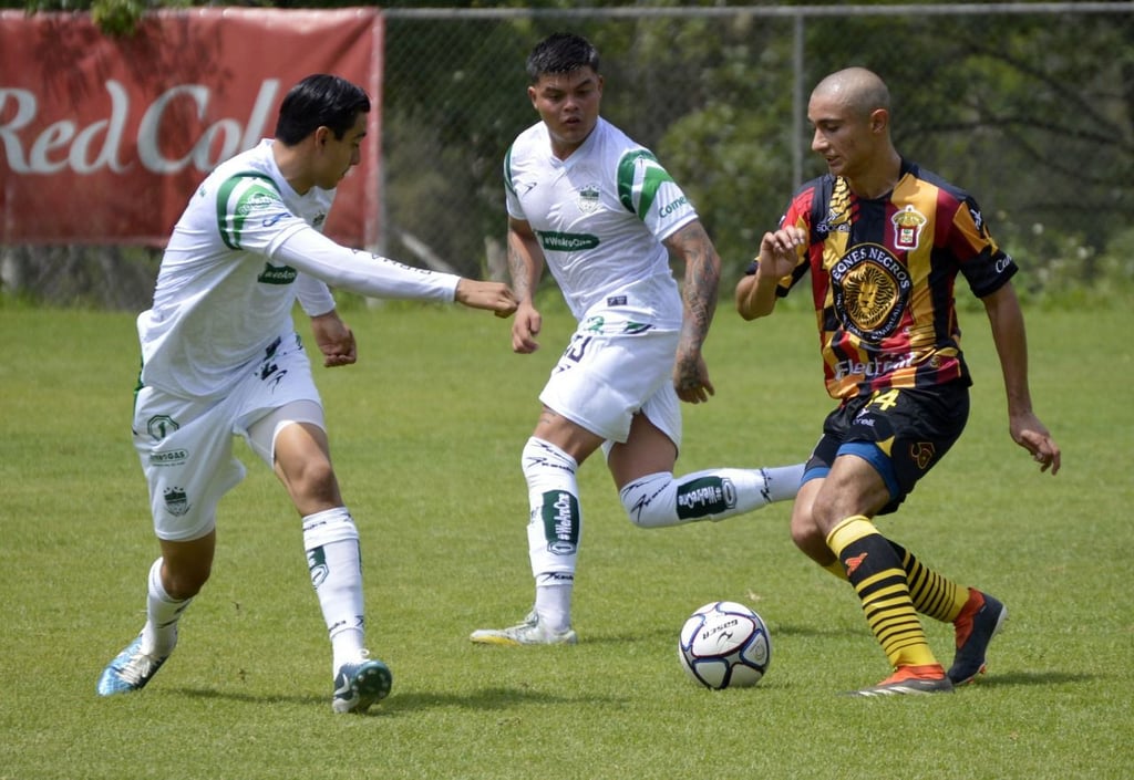 Roscas. Los Alacranes de Durango empataron sin goles ante los Leones Negros de la UDG en la jornada tres de la Liga Premier de la FMF.