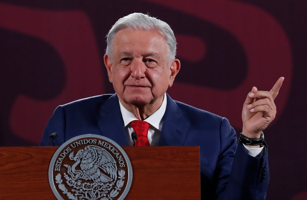 AMLO dice estar ‘muy contento’ por la nueva dirigencia de Morena con su hijo y Luisa María Alcalde