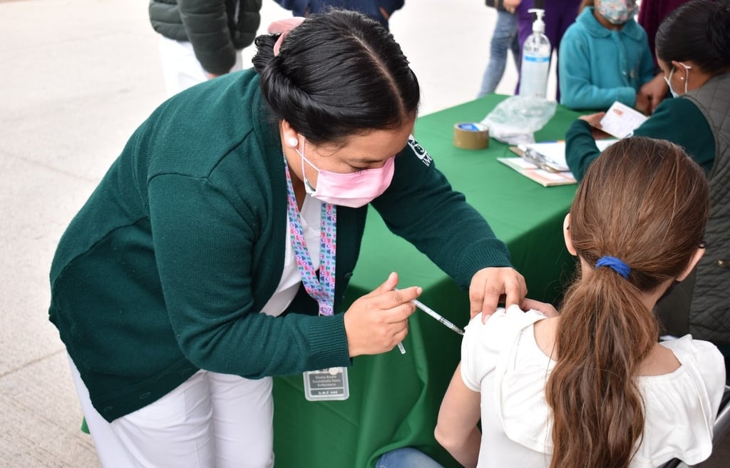 Periodo. Desde septiembre y hasta diciembre, brigadas del IMSS acudirán a escuelas a vacunar contra el VPH.