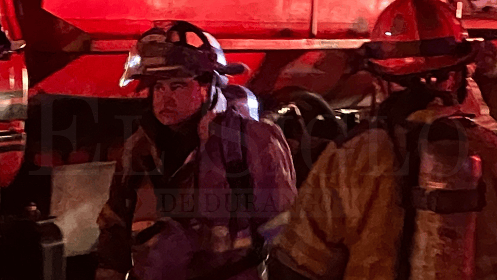 ¡Gracias, Manuel!, Bombero duranguense luchó contra el fuego del Excuartel en su cumpleaños