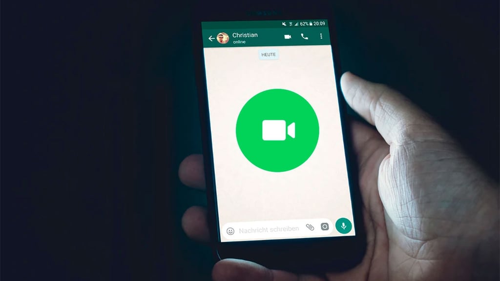 WhatsApp lanza filtros y fondos para videollamadas