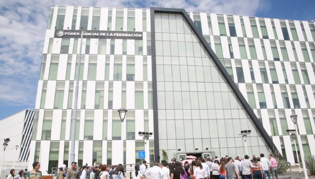 Analizan levantar paro de labores