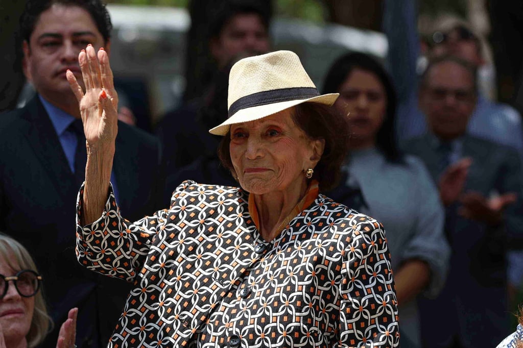 Muere la diputada Ifigenia Martínez a los 94 años