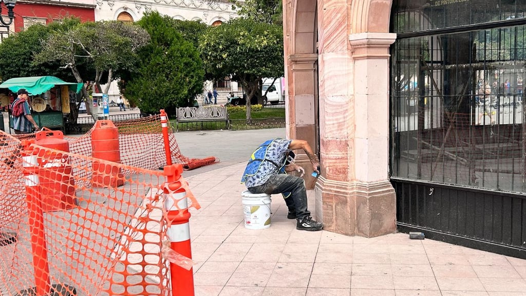 Libera INAH trabajos en el Kiosco de la Plaza de Armas