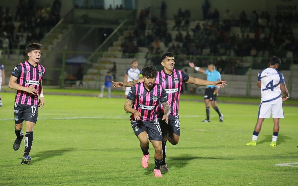 De atrás. Alacranes vino de atrás para alcanzar a los Tuzos de la UAZ, luego de ir abajo en el marcador, 2-0.