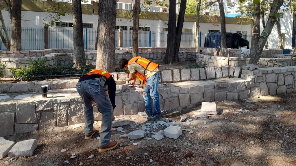 Remodelan Plaza Universitaria para beneficio de estudiantes y vecinos